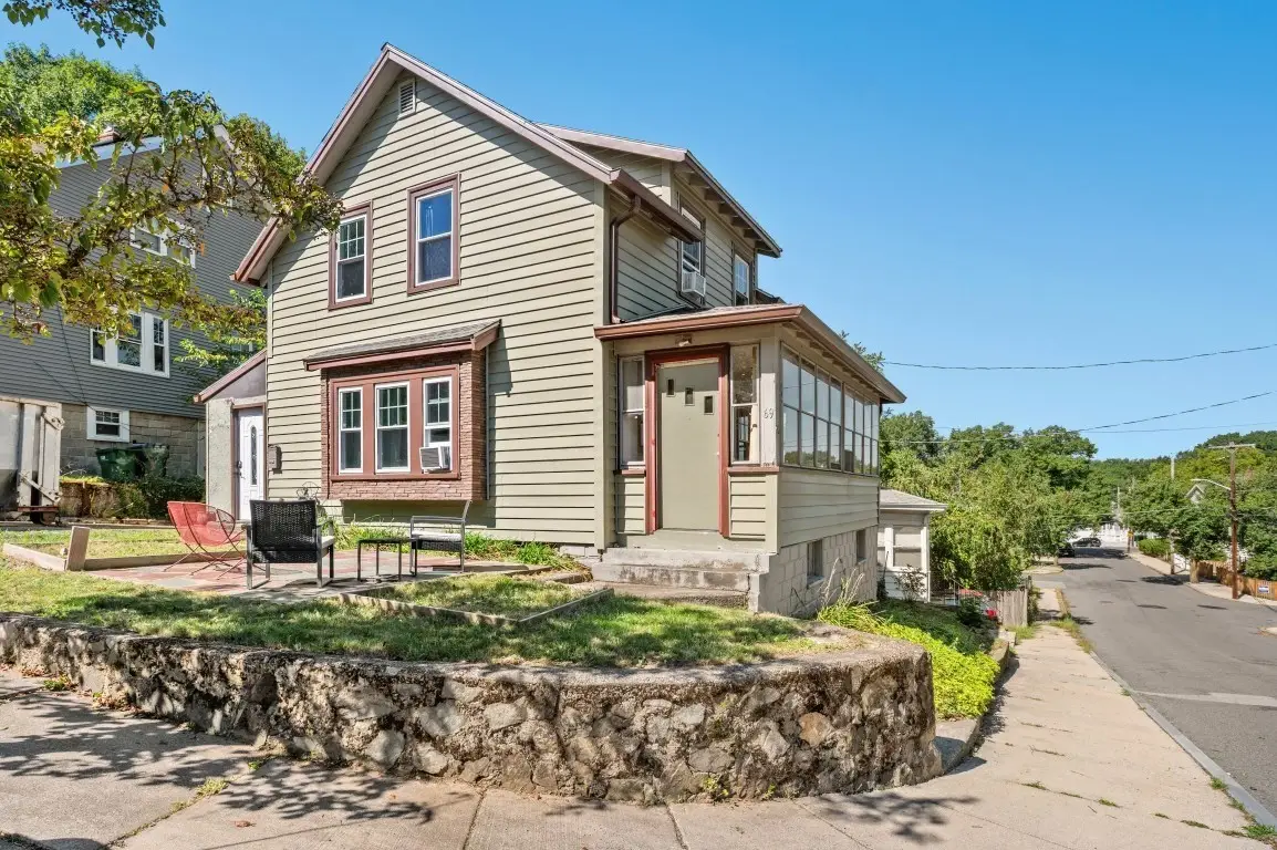 69 Foss St, Medford, MA 02155 - #1