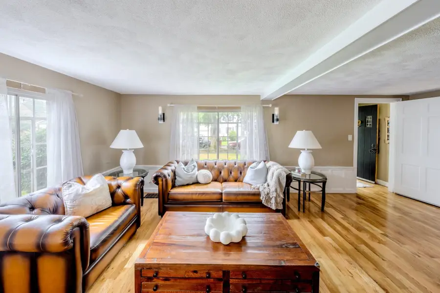 55 Burrell St, Melrose, MA 02176 - #3