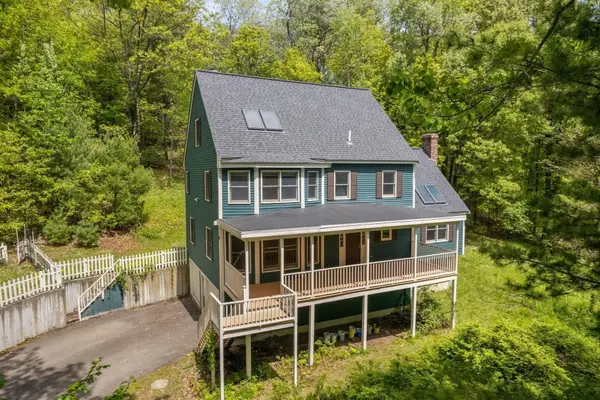 10 Fairway Dr, Groton, MA 01450