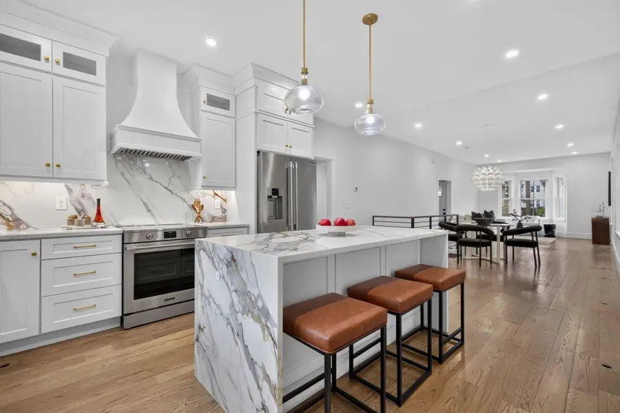 31 Houghton St #A, Somerville, MA 02143 - #2