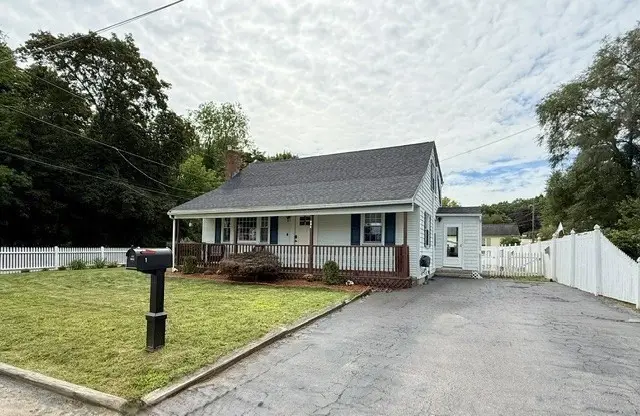 1 New York Ave, Blackstone, MA 01504 - #1