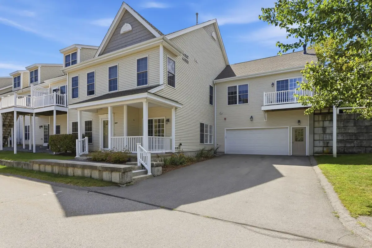 307 Autumn Ridge Dr #307, Ayer, MA 01432 - #1