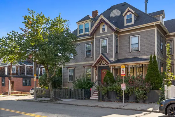 164 Boston St #3, Boston, MA 02125