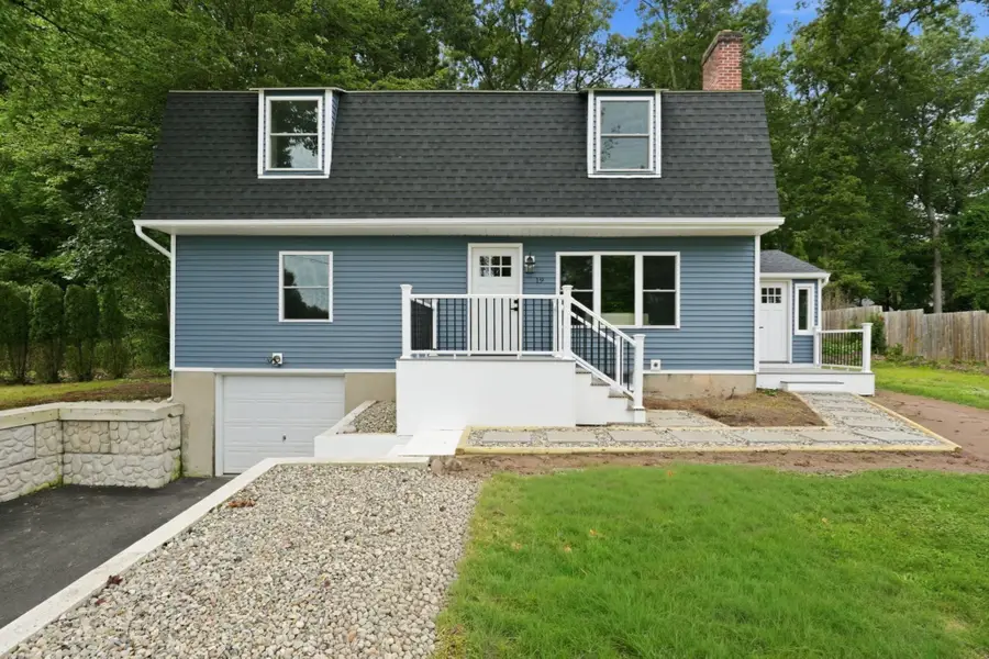 19 Linwood Dr, Wilbraham, MA 01095 - #2