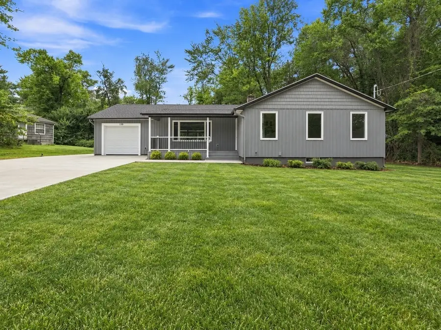 110 Mountain View St, South Hadley, MA 01075 - #2