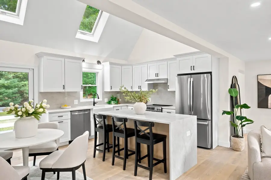21 Old Barn Rd, Plymouth, MA 02360 - #3