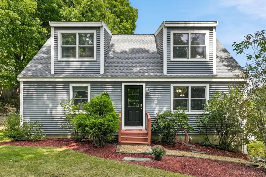 104 Center St., Groveland, MA 01834 - #2