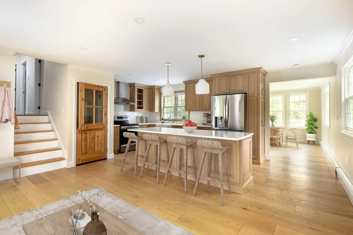 10 Knollwood Dr, Mattapoisett, MA 02739 - #1