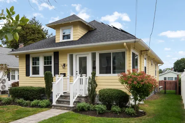 37 Lynde Ave, Melrose, MA 02176