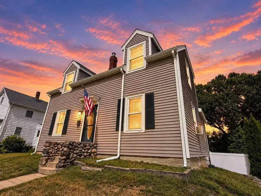 20 Herbert St, Wakefield, MA 01880 - #2