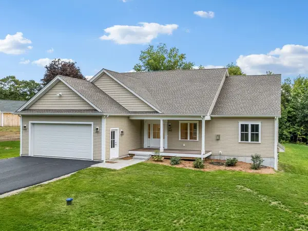 262 Glenwood Rd, Rutland, MA 01543