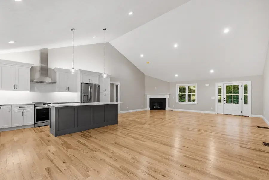262 Glenwood Rd, Rutland, MA 01543 - #3