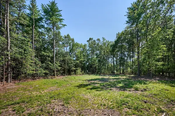 130 Woodland Drive, Northampton, MA 01062