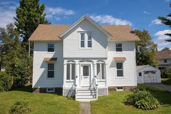 24 Elmvale, Pittsfield, MA 01201