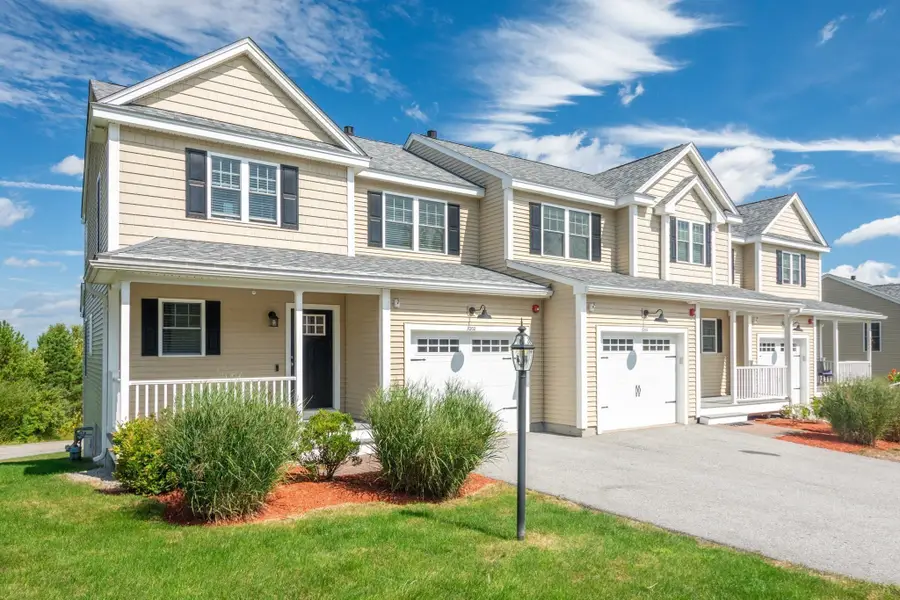 1204 Hazelwood Way #1204, Clinton, MA 01510 - #3