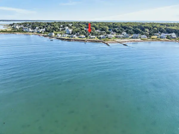 27 Alder St, Fairhaven, MA 02719