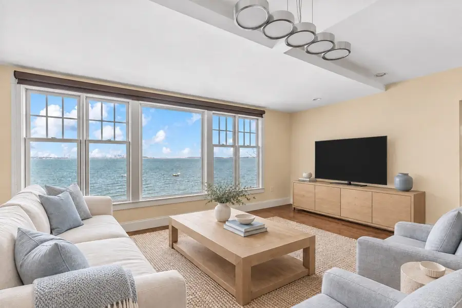 20 Bay View Ave, Quincy, MA 02169 - #3