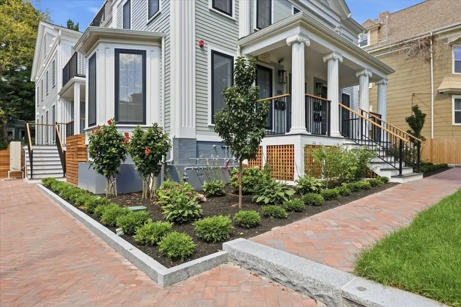 305 Chestnut Ave #3, Boston, MA 02130 - #3