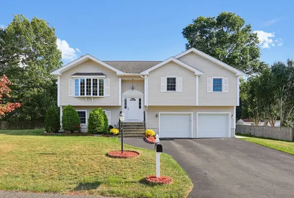 5 Ivy Cir, Randolph, MA 02368