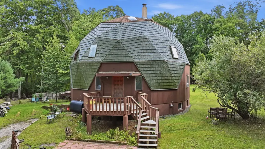 243 Oak St, Holliston, MA 01746 - #3