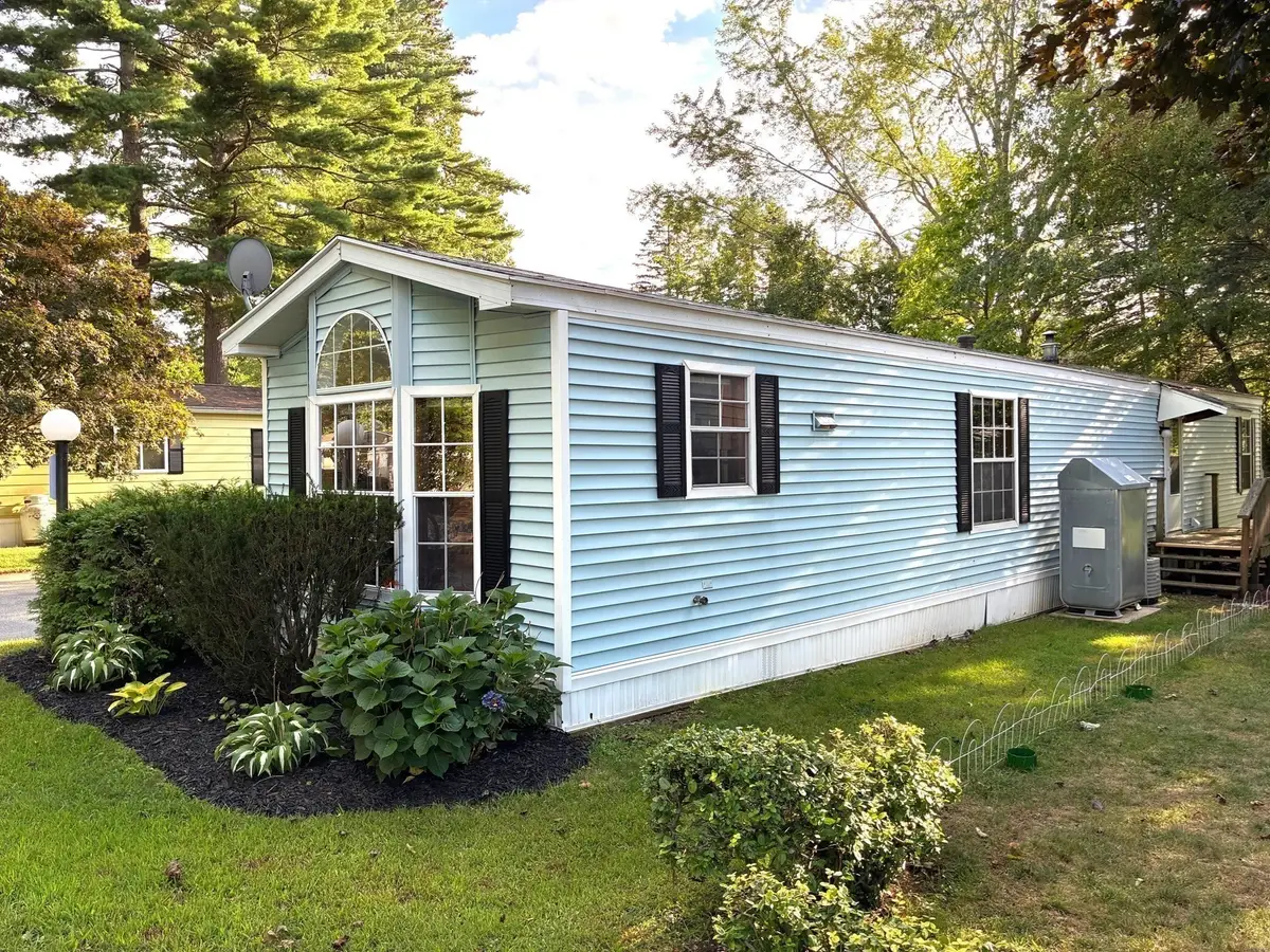 8A Lisa Cir., Merrimac, MA 01860 - #1