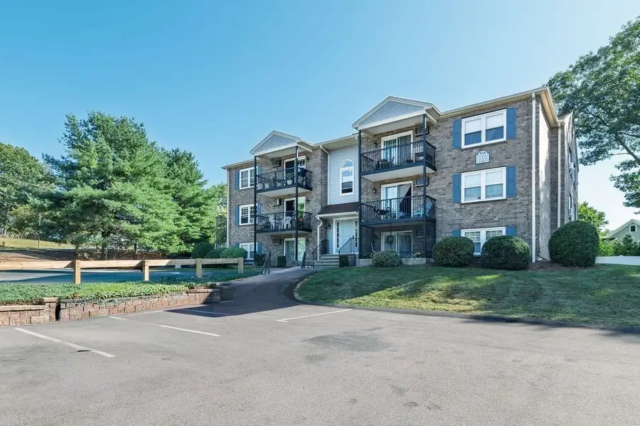610 South Franklin Street #B204, Holbrook, MA 02343 - #2
