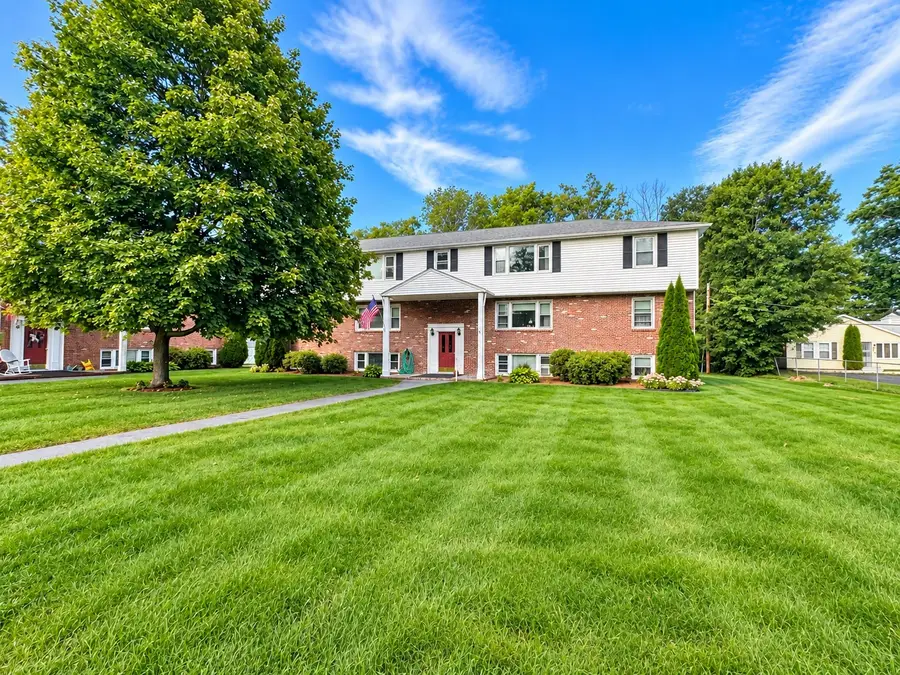91 Elm St #1A, Uxbridge, MA 01569 - #2