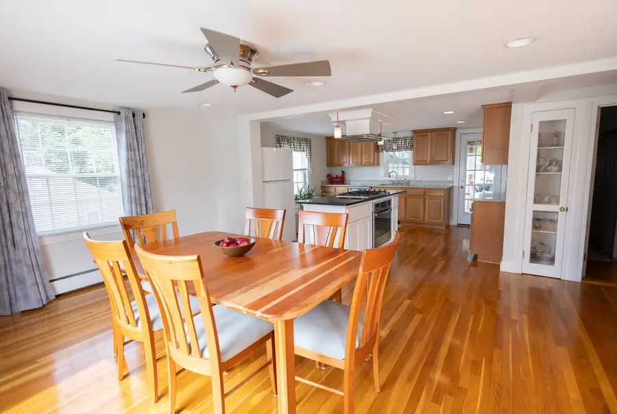 351 Elm St, Marlborough, MA 01752 - #2