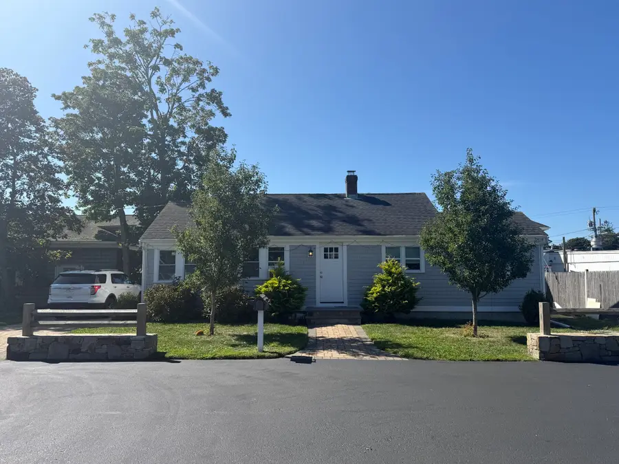 19 Spring St, Hyannis, MA 02601 - #2