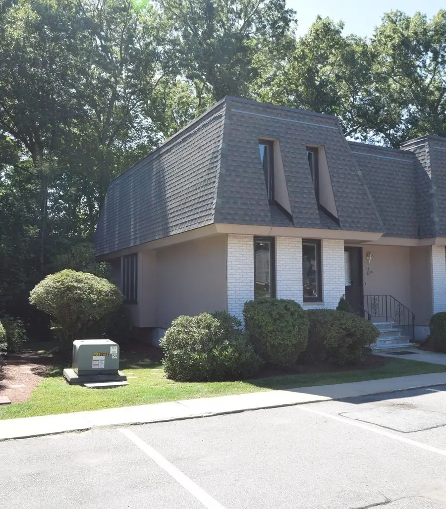 14 Grove Sq #14, Randolph, MA 02368 - #2