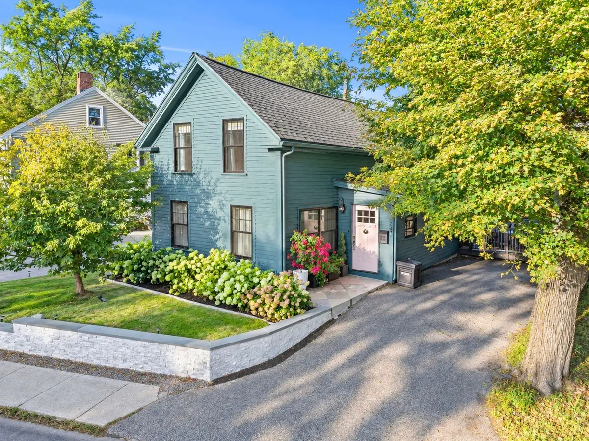 264 Main Street, Amesbury, MA 01913 - #1