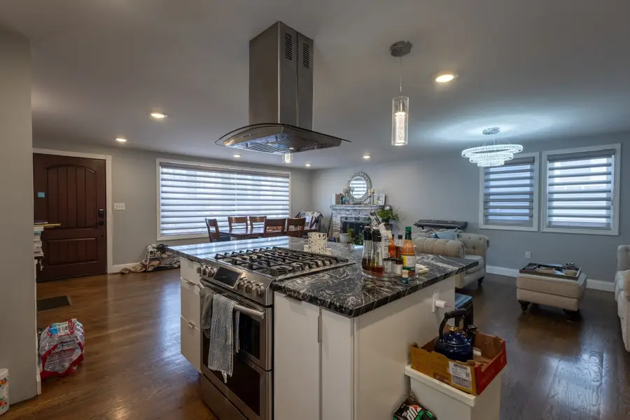 41 Dedham St, Revere, MA 02151 - #3