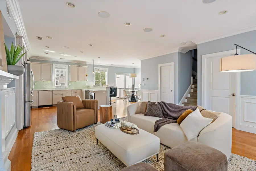 413 E 7th St #2, Boston, MA 02127 - #3