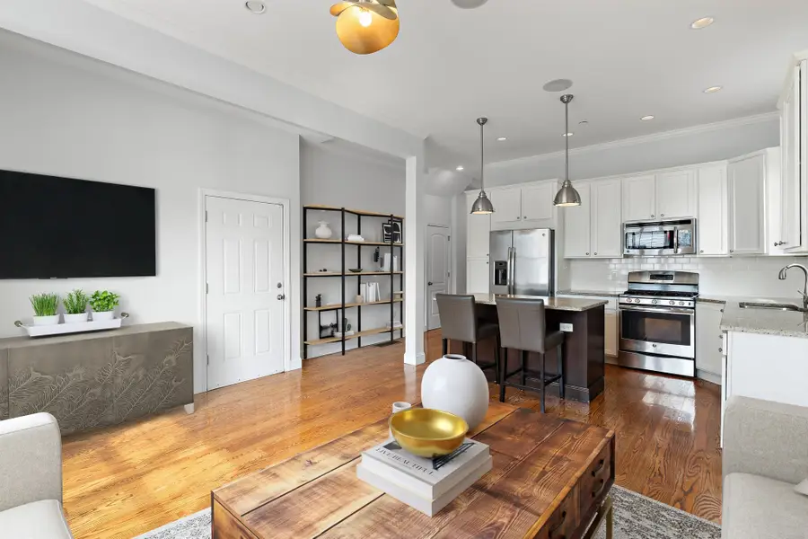 306 Maverick St #1, Boston, MA 02128 - #2