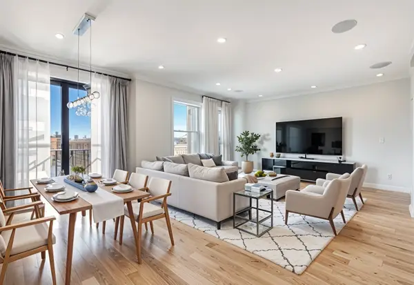 340 West 2nd Street #17, Boston, MA 02127