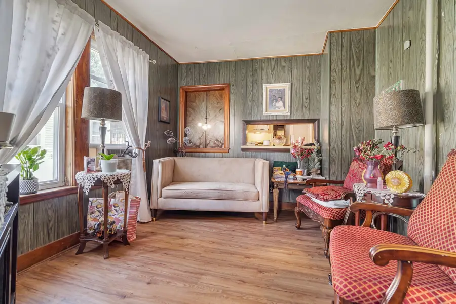 104 Lawrence, Framingham, MA 01702 - #2
