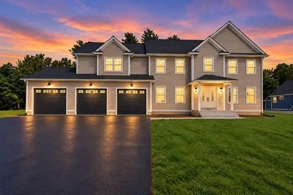 10 Happy Acres, East Longmeadow, MA 01028