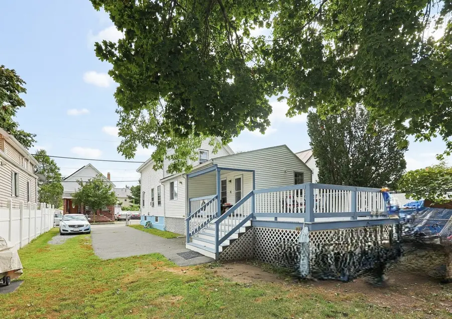 44 Myrtle St, Medford, MA 02155 - #3
