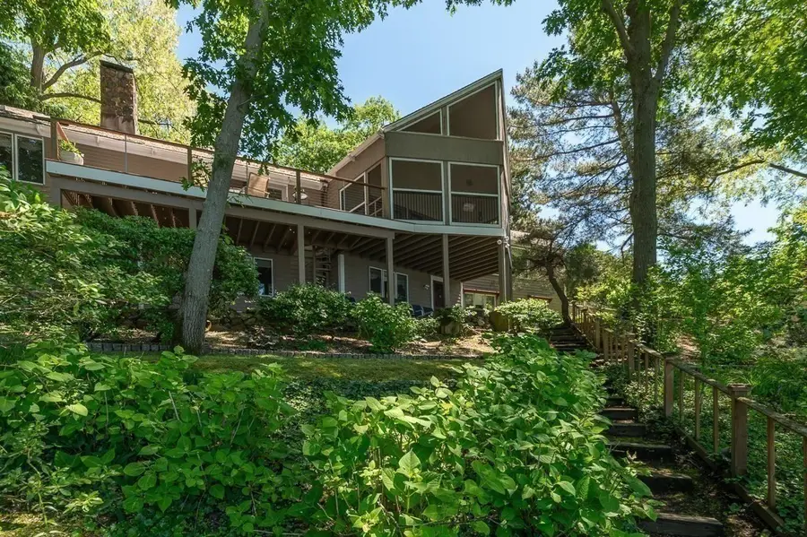 9 Elm Top, Beverly, MA 01915 - #2