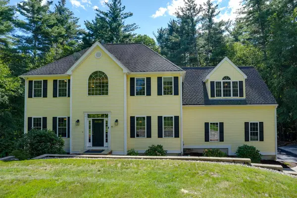 51 Danforth Ln, Bolton, MA 01740