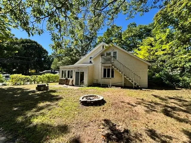 126 Lakehurst Ave, Weymouth, MA 02189 - #2