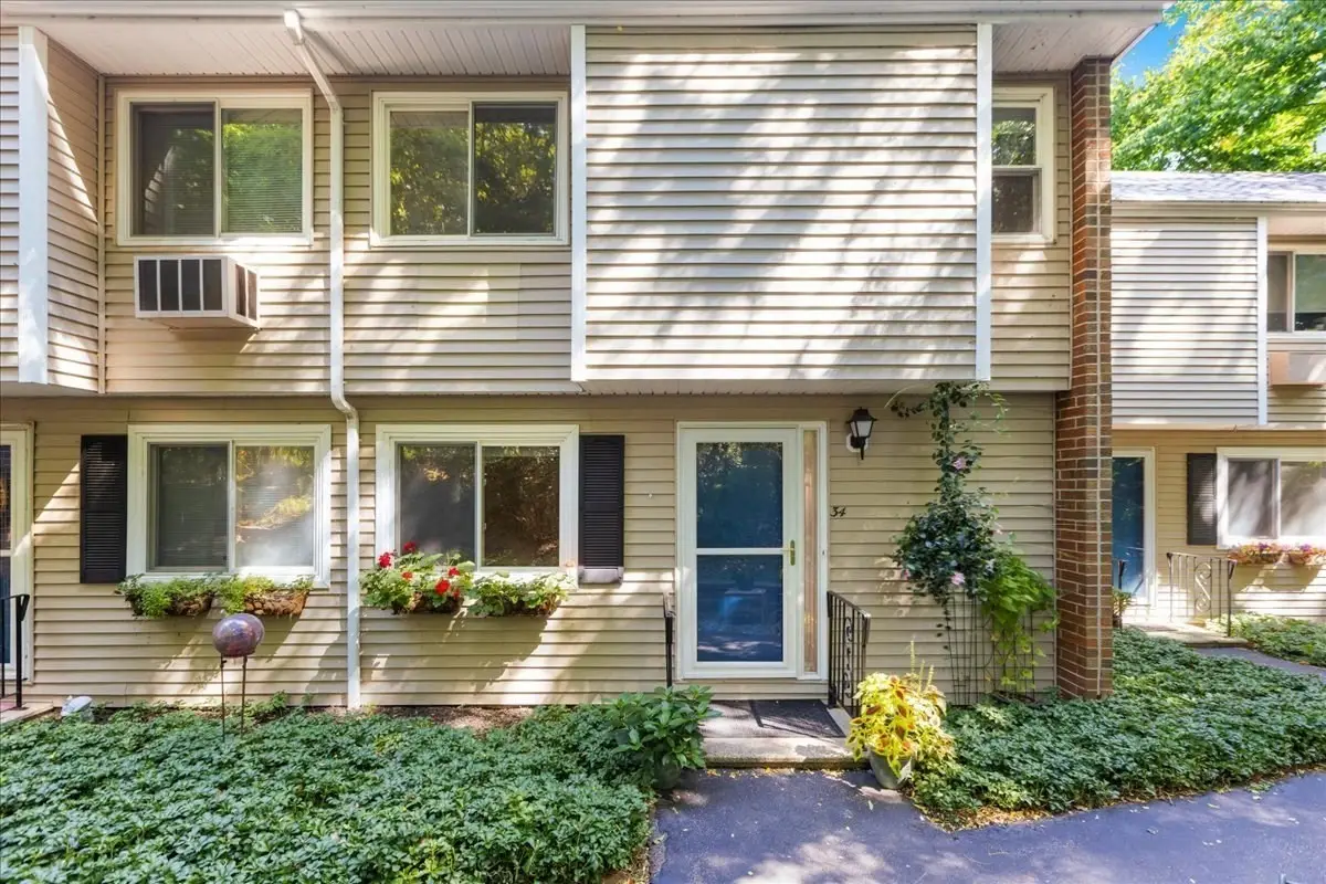 34 Glen Devin St #34, Amesbury, MA 01913 - #1