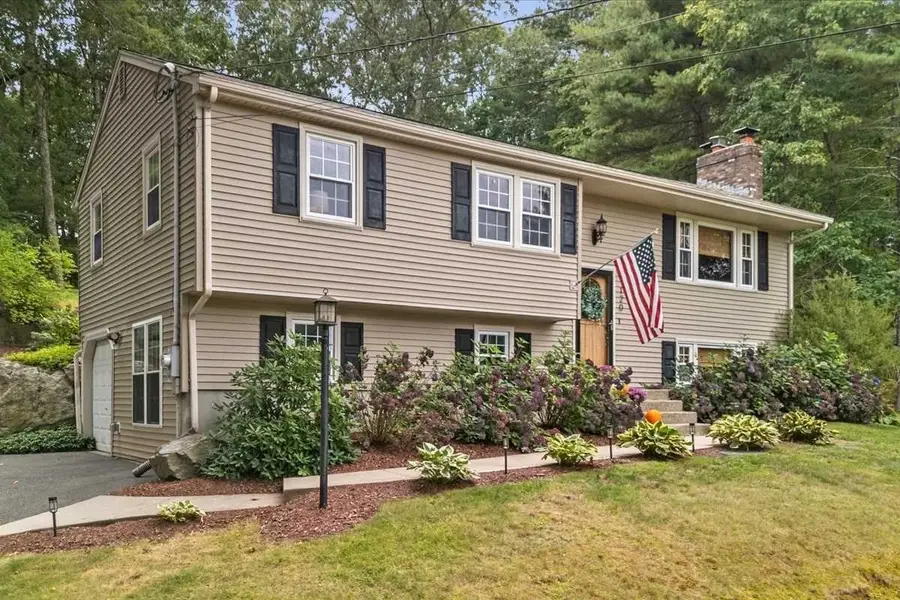 120 Ivy Lane, Whitinsville, MA 01588 - #3