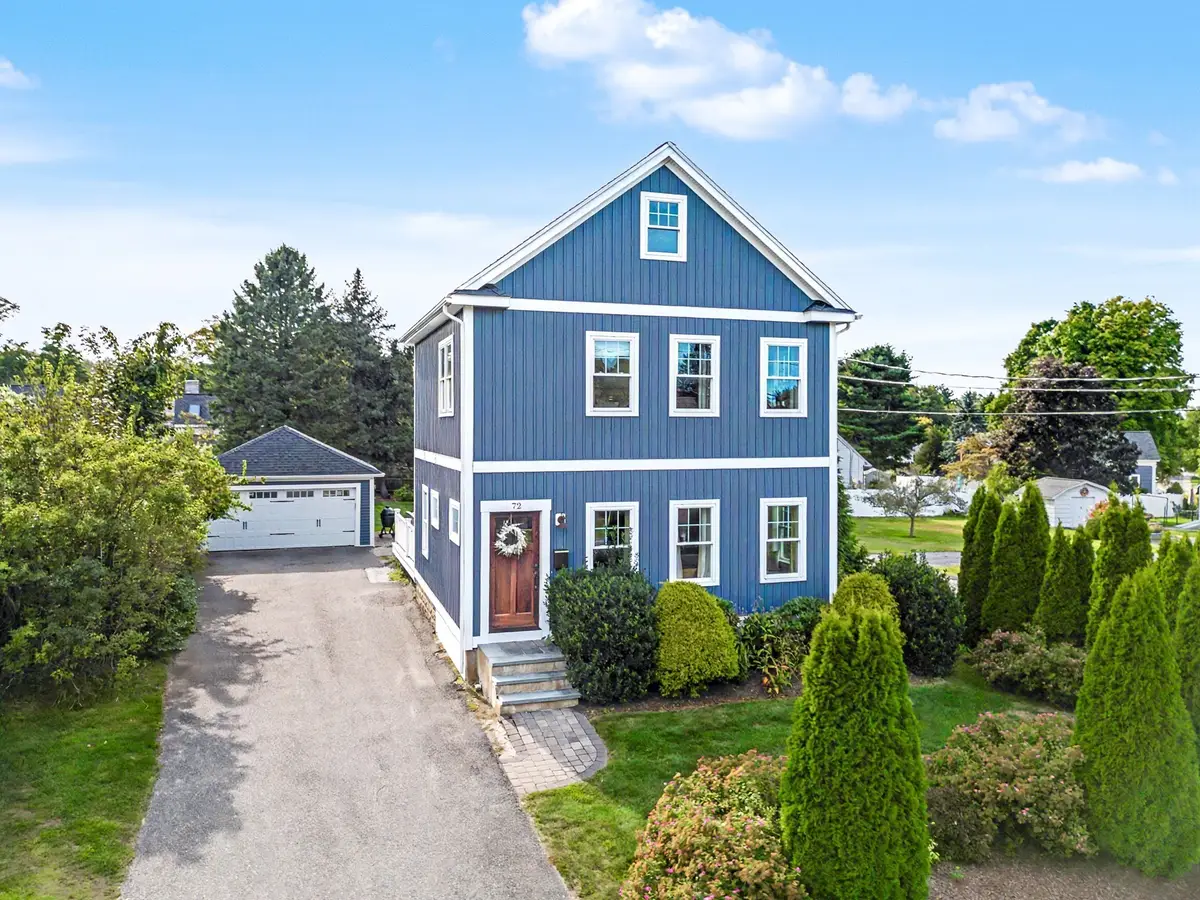 72 Grove St, Hopkinton, MA 01748 - #1