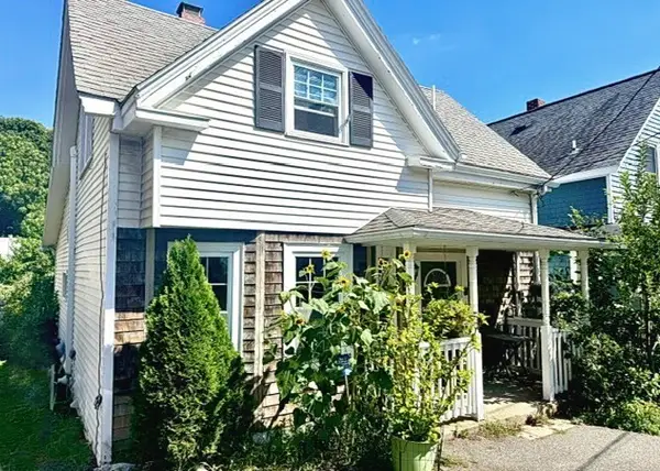 8 May Street, Beverly, MA 01915