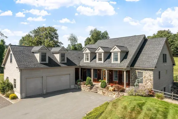 11 Cider Ln, Dracut, MA 01826