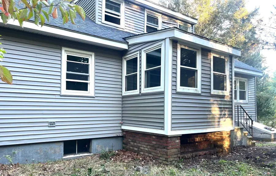 831 Providence Rd, Whitinsville, MA 01588 - #3