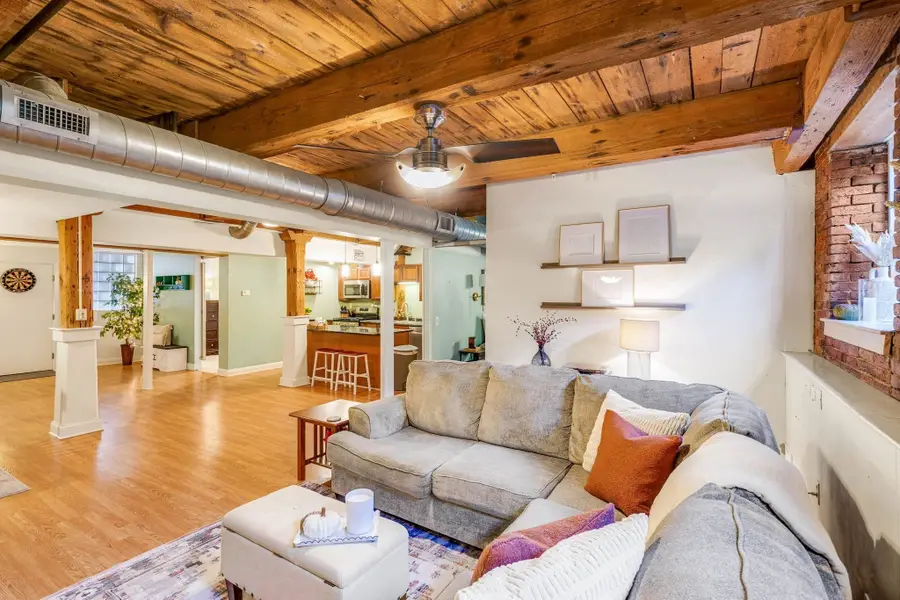 25 Cedar St #3, Amesbury, MA 01913 - #3