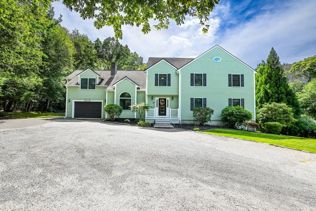 27 Brittany Ln, Dartmouth, MA 02747 - #1