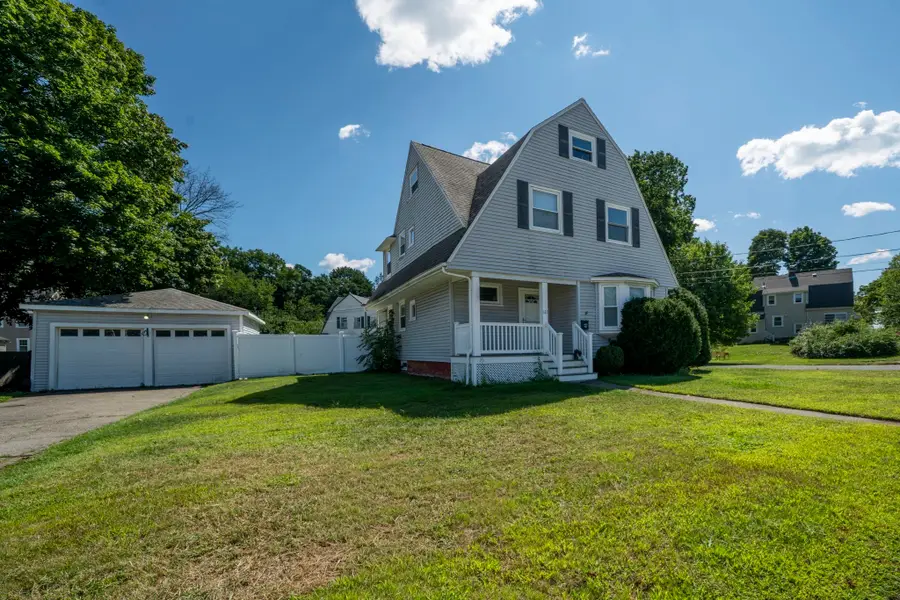 121 Oakland St, Mansfield, MA 02048 - #2